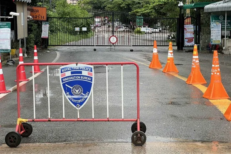 Cửa khẩu Ban Hat Lek tại biên giới Thái Lan-Campuchia. Ảnh: Jakkrit Waewkhlaihong/BANGKOK POST