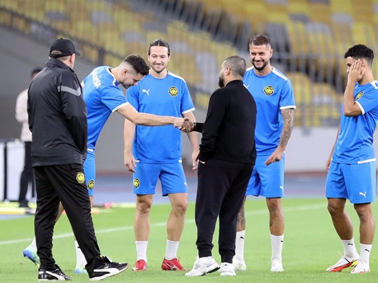 Cận cảnh dàn SAO nhập tịch Malaysia chờ so tài ĐT Việt Nam Cận cảnh dàn SAO nhập tịch Malaysia chờ so tài ĐT Việt Nam