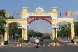 Bí thư huyện lên tiếng về thông tin "nợ tiền cây kiểng, bị chủ đào mang về"