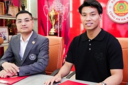 Văn Thanh diện  ' cây đen ' , đeo đồng hồ hơn nửa tỷ đi gia hạn hợp đồng