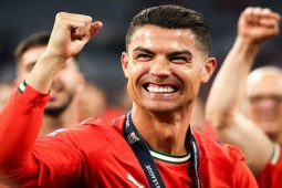 Bóng đá - Bồ Đào Nha ăn mừng Nations League: Ronaldo nhảy múa, xác nhận thông tin về Club World Cup