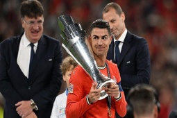 Ronaldo trên đỉnh cao Nations League, đích thân xác nhận bến đỗ tương lai