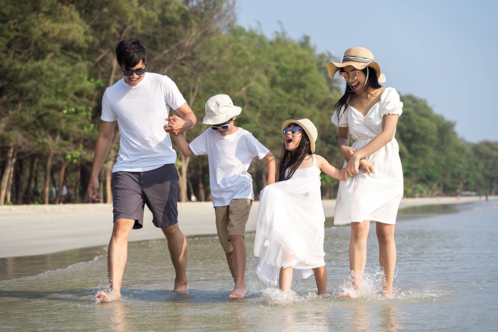 Dai-ichi Life Việt Nam cam kết đồng hành “gắn bó dài lâu” cùng khách hàng và gia đình nhằm mang đến cuộc sống bình an và tương lai an tâm hạnh phúc.