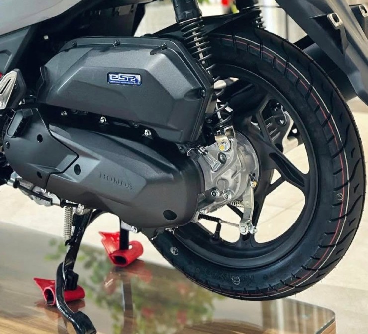 Giá Honda Air Blade 125 mới nhất tháng 6/2025, chênh 2 triệu đồng - 4