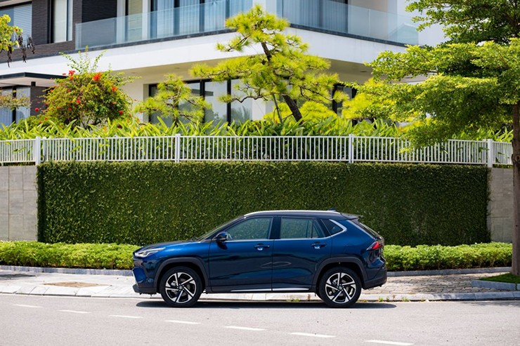 Giá xe Toyota Yaris Cross tháng 6/2025, từ 650 triệu đồng - 3