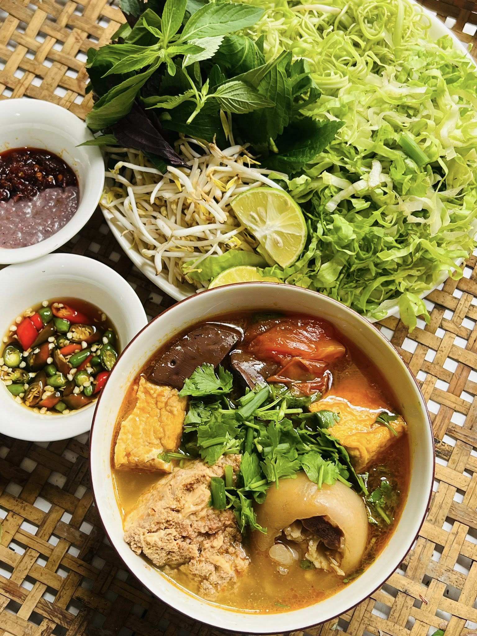 Bún riêu cua đồng