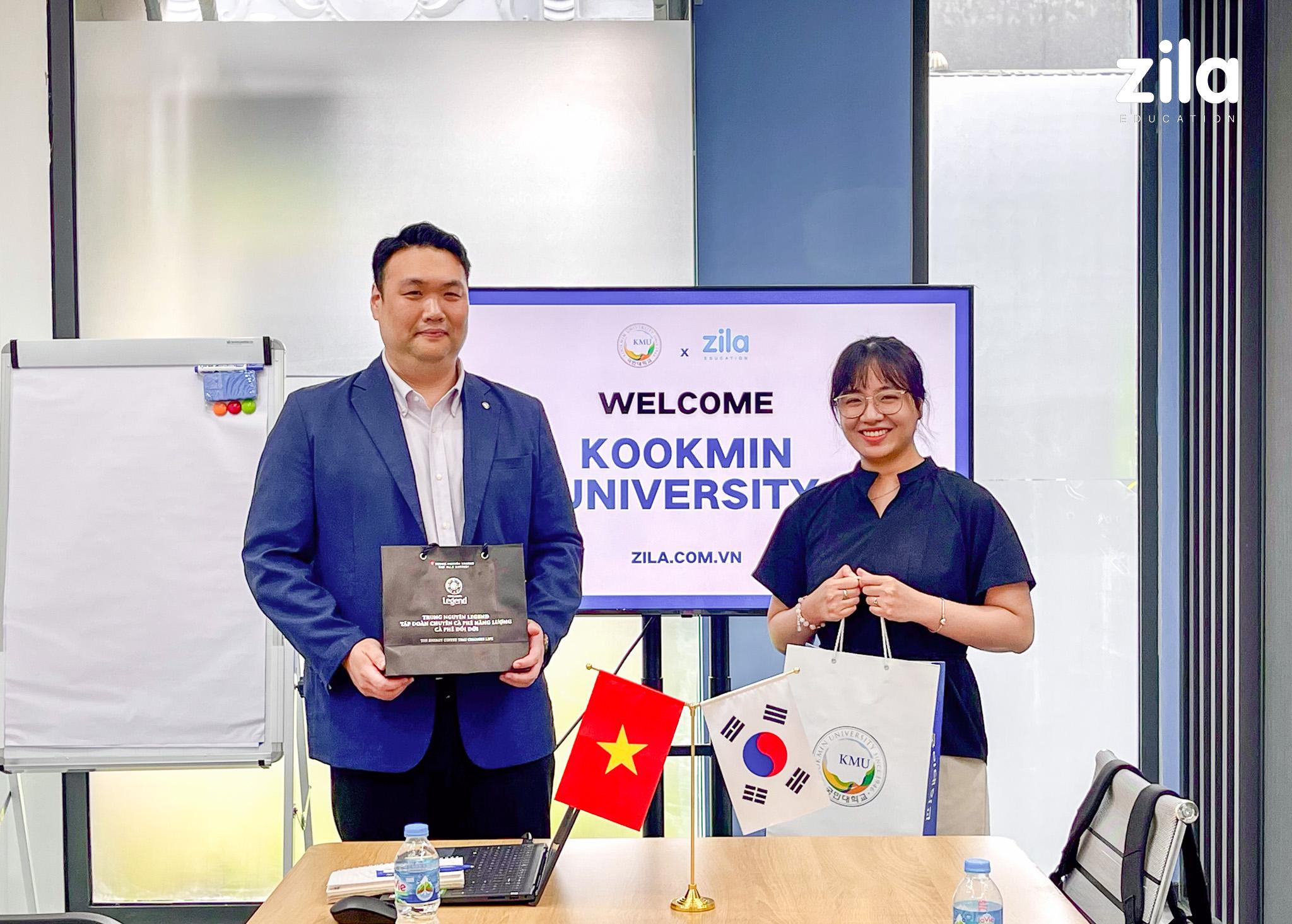 Đại diện Đại học Kookmin Hàn Quốc đến Zila Education giới thiệu chi phí học tập tại Trường