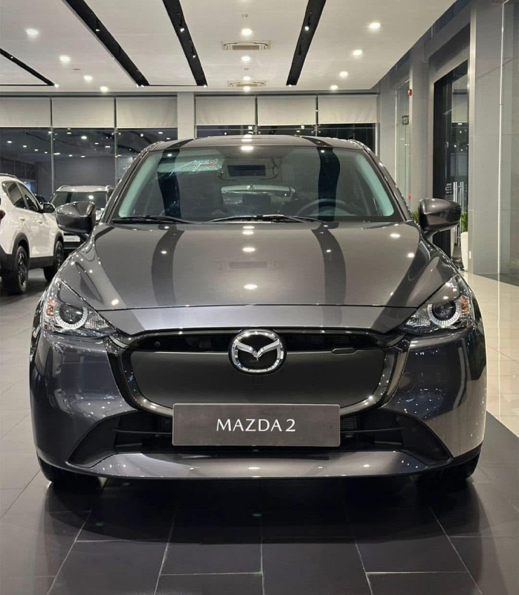 Ngắm dòng sedan kiểu dáng đẹp New Mazda 2, giá từ 408 triệu đồng - 3