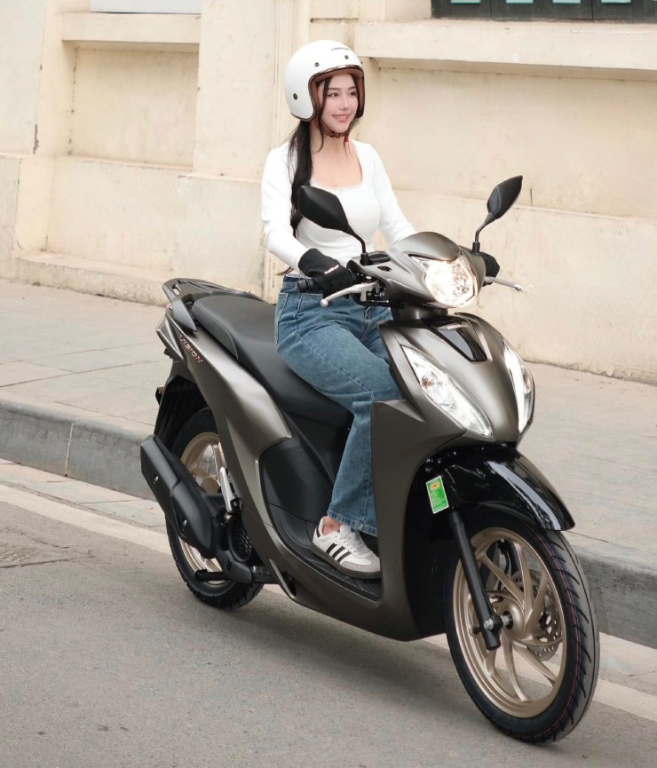 Cận cảnh dòng xe ga phổ thông Honda Vision hút khách nhất Việt Nam - 9