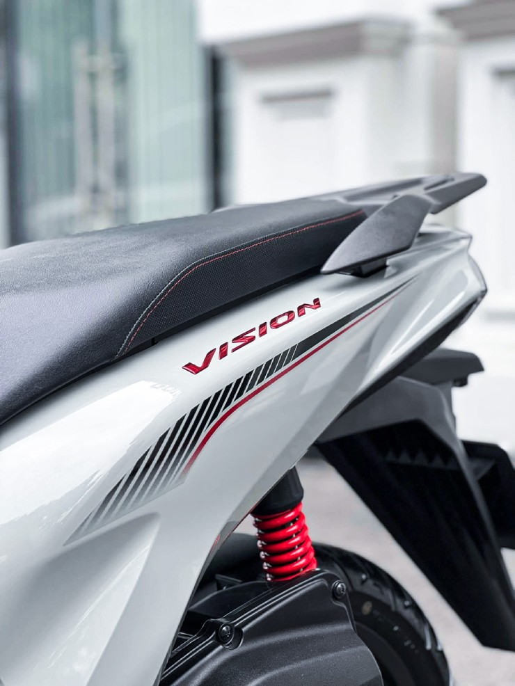 Cận cảnh dòng xe ga phổ thông Honda Vision hút khách nhất Việt Nam - 5