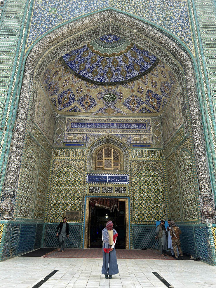 Nữ du khách Việt và hành trình xê dịch trước họng súng tại Afghanistan - 18