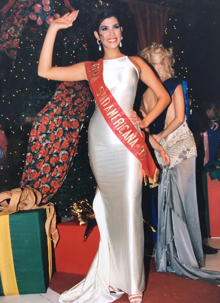 Patricia đăng quang Hoa hậu Nam Mỹ 1997.