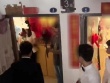 Màn đón dâu 'nhanh nhất lịch sử': Cô dâu chú rể nhà sát vách, cùng tầng chung cư