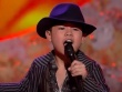 Nam ca sĩ từ nhỏ đã giúp bố mẹ mua nhà, xe vì quá đắt show, hiện tại ngoại hình thay đổi ít người nhận ra