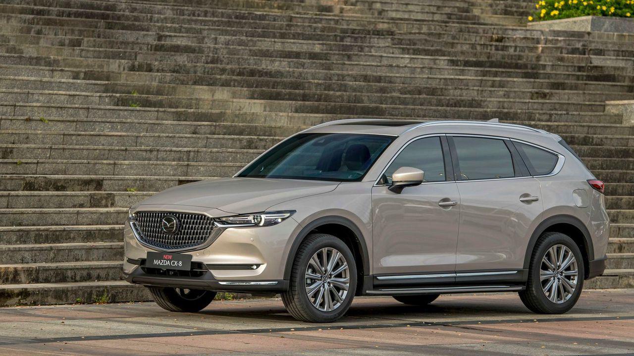Mazda CX-8 áp dụng ngôn ngữ thiết kế KODO nổi tiếng.