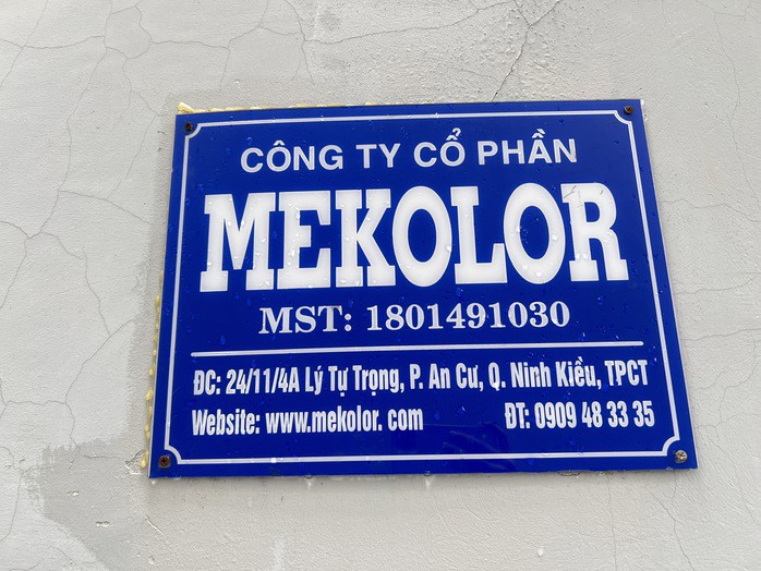 Ngôi nhà trong hẻm, nơi đặt trụ sở Công ty CP Mekolor