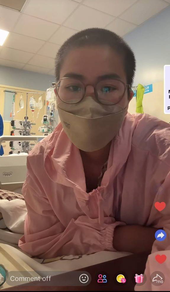 Trên sóng liveatream, cô cũng nhiều lần hứa hẹn sẽ sao kê, về Việt Nam rồi công khai sao kê minh bạch nhưng tất cả đang chỉ dừng ở lời hứa.&nbsp;