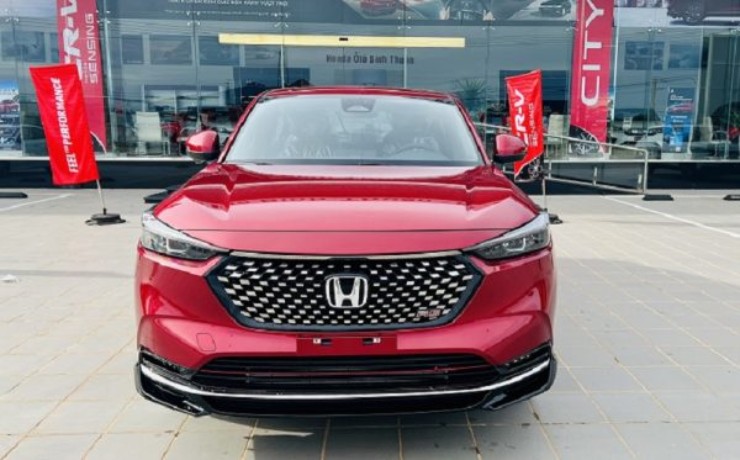 So găng HR-V và Corolla Cross Hybrid: Ai là "gà chiến", ai là "thóc vàng"? - 1
