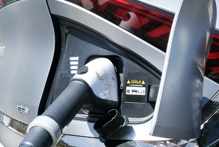 Sắp có xe điện với pin chạy gần 5.000 km mới phải sạc lại