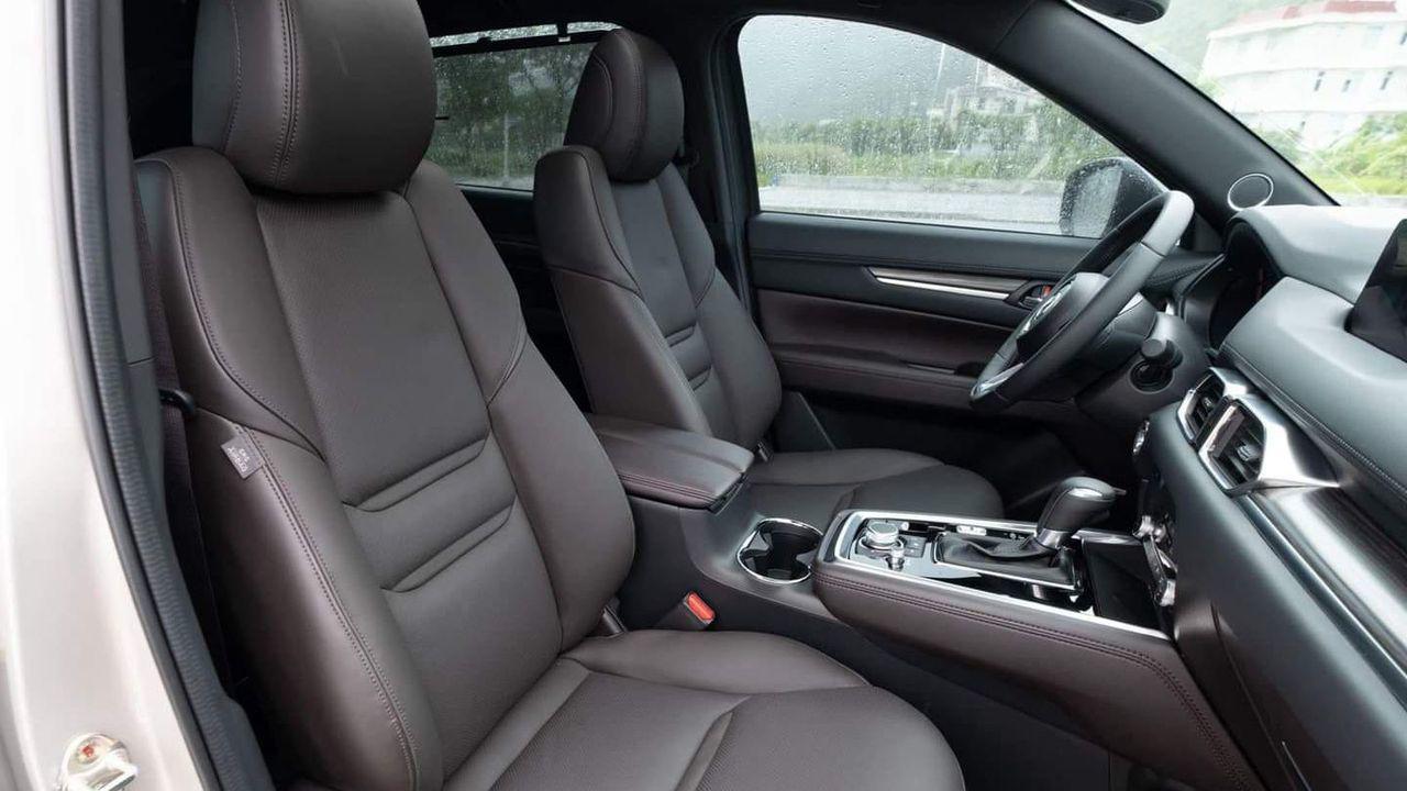 Ford Everest vs Mazda CX-8: Đối thủ nặng ký phân khúc SUV 7 chỗ - 4