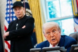 Bất chấp rạn nứt với Elon Musk, ông Trump vẫn giữ Starlink tại Nhà Trắng