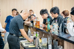 Hàng trăm sinh viên ngành du lịch được nâng cao kỹ năng