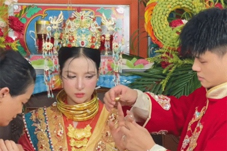 Cô dâu Cà Mau nhận quà cưới 20 tỷ đồng, gây tranh cãi vì một chi tiết