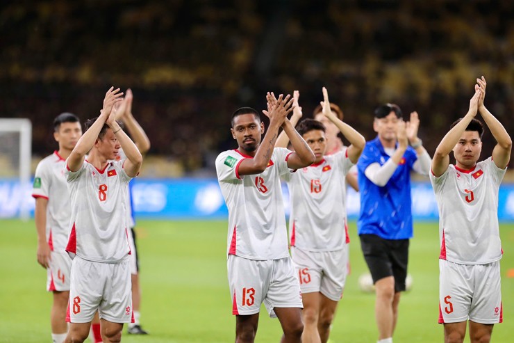 Trực tiếp bóng đá Malaysia - Việt Nam: Sao V-League kiến tạo (Vòng loại Asian Cup) (Hết giờ) - 6