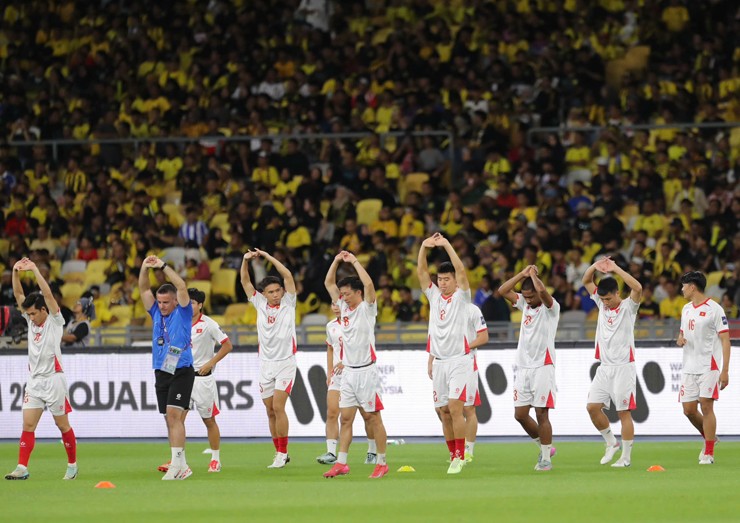 Trực tiếp bóng đá Malaysia - Việt Nam: Sao V-League kiến tạo (Vòng loại Asian Cup) (Hết giờ) - 8