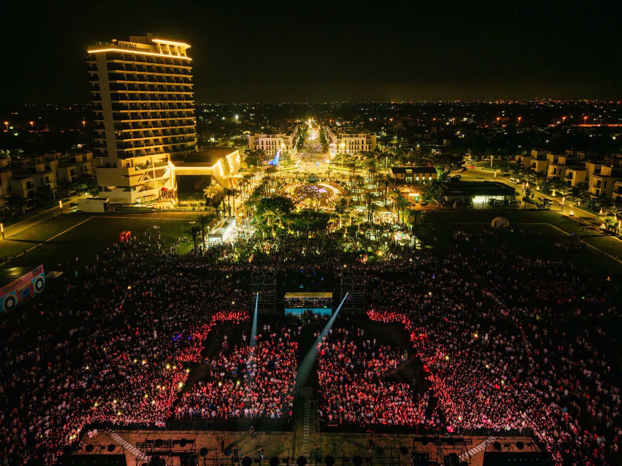 Sự kiện Vlasta Summer Fest 2025 thu hút hàng chục nghìn khán giả cùng hòa mình vào đại hội âm nhạc sôi động