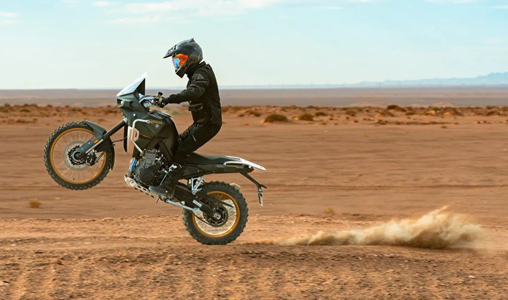 Kove 800X Adventure - mô tô đa dụng khiến thị trường 