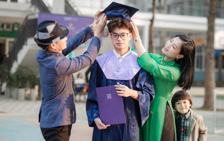 Không nhìn ra Bi Béo - con trai NSND Xuân Bắc trong hiện tại: Trổ mã cao to, râu ria trông "dừ" hơn tuổi thật - 10