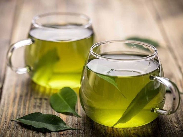 Không chỉ hỗ trợ kiểm soát cân nặng, trà xanh còn mang lại lợi ích cho tim mạch và chức năng gan.