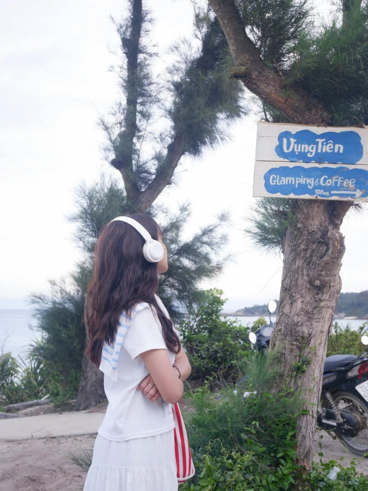 Du khách nhiều lần đến Cô Tô.