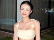 Hoa hậu Ý Nhi khoe body với bikini khoét hông cao