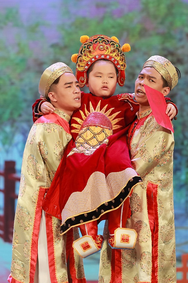 Không nhìn ra Bi Béo - con trai NSND Xuân Bắc trong hiện tại: Trổ mã cao to, râu ria trông "dừ" hơn tuổi thật - 7