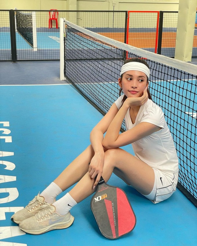 Dàn Hoa - Á hậu Vbiz đổ bộ lên sân pickleball