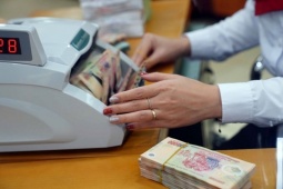 Có 100 triệu đồng gửi ngân hàng hiện nhận được bao nhiêu tiền lãi?