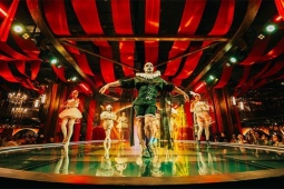 Show diễn mới trên đỉnh Bà Nà gây ấn tượng bởi hình ảnh  tuyệt đối điện ảnh 