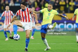 Trực tiếp bóng đá Brazil - Paraguay: Tân binh MU xông xáo (Vòng loại World Cup)