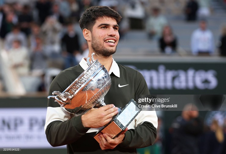 Nhà vua mới của Roland Garros