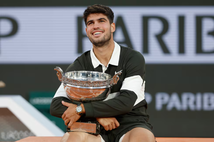 Sau danh hiệu Roland Garros 2025, Alcaraz cũng đang hưởng thụ tại Ibiza, "thiên đường" quen thuộc