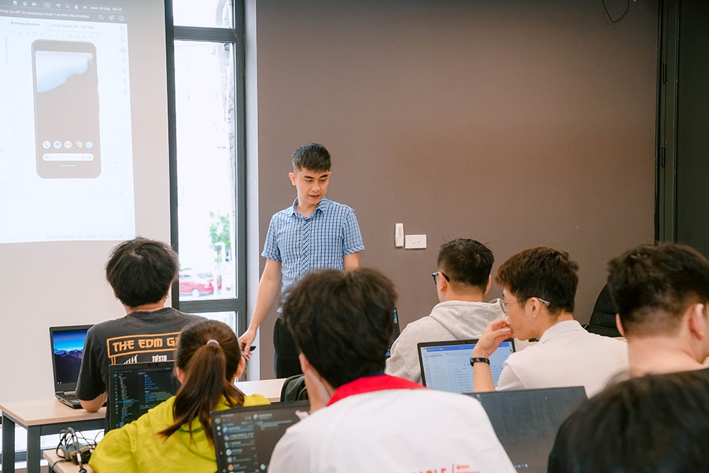 Một buổi học tại FPT Jetking Hà Nội