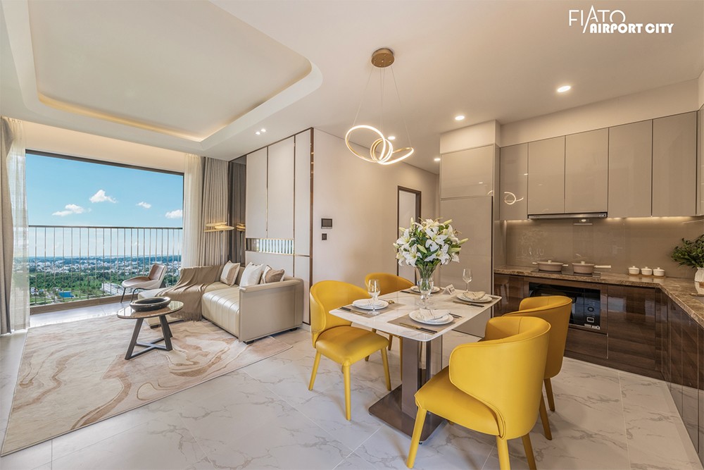 Căn hộ 2 phòng ngủ diện tích xây dựng hơn 79m², tối ưu mặt sáng, hệ ban công trải dài tới 10m