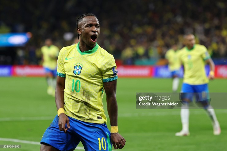 Vinicius lập công, Brazil thắng tối thiểu Paraguay
