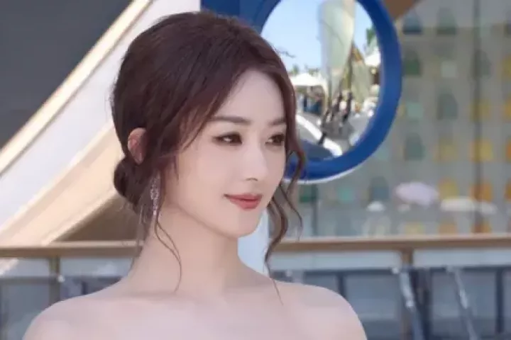 Triệu Lệ Dĩnh bị chê