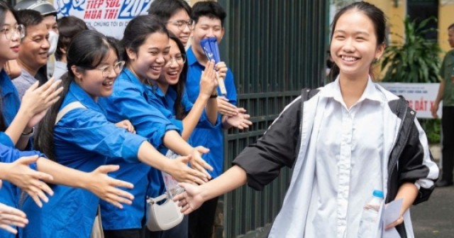 Hà Nội công bố đáp án thi lớp 10