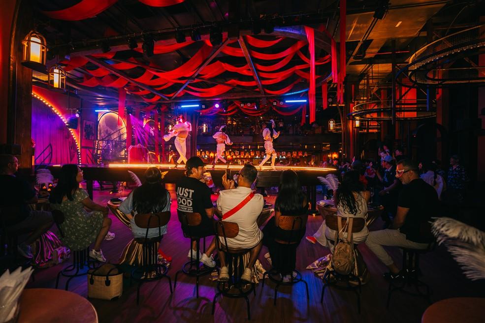 Show diễn mới trên đỉnh Bà Nà gây ấn tượng bởi hình ảnh “tuyệt đối điện ảnh” - 4