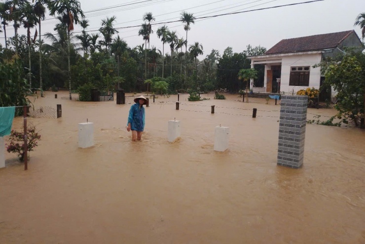 Nhiều nơi tại vùng rốn lũ xã Đại Hưng (huyện Đại Lộc) đã bị ngập sâu trong nước. Ảnh: N.X