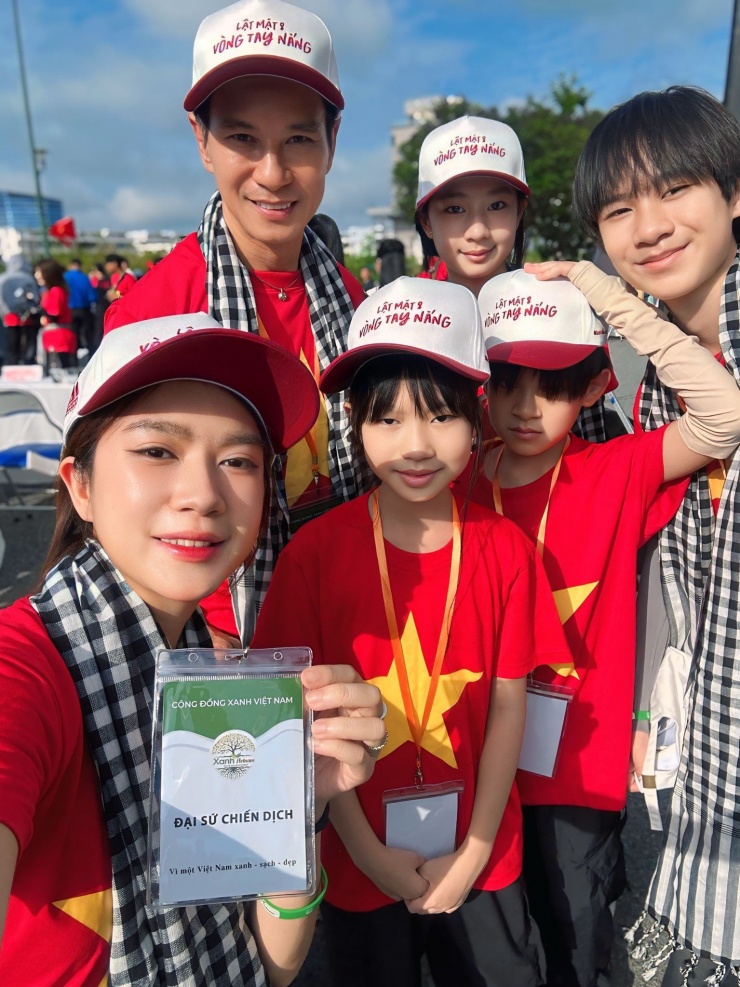 Nghỉ hè chuẩn rich kid: Con sao Việt ở biệt thự, bay hạng sang, vừa chơi vừa học đủ mọi kỹ năng - 4